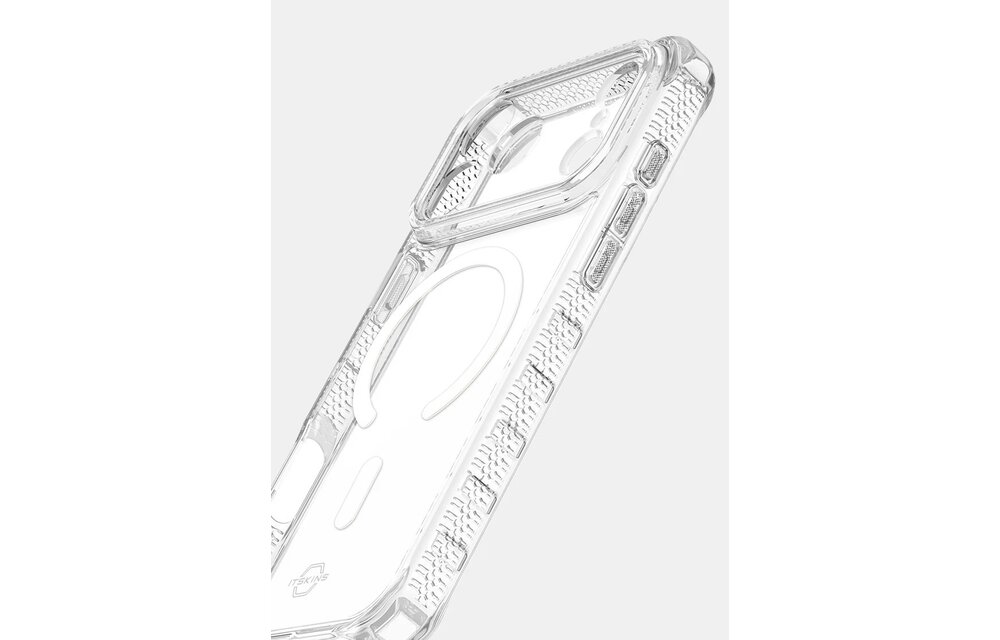 ItSkins Hybrid R Clear Case with MagSafe for iPhone 17 Pro Max - Transparent