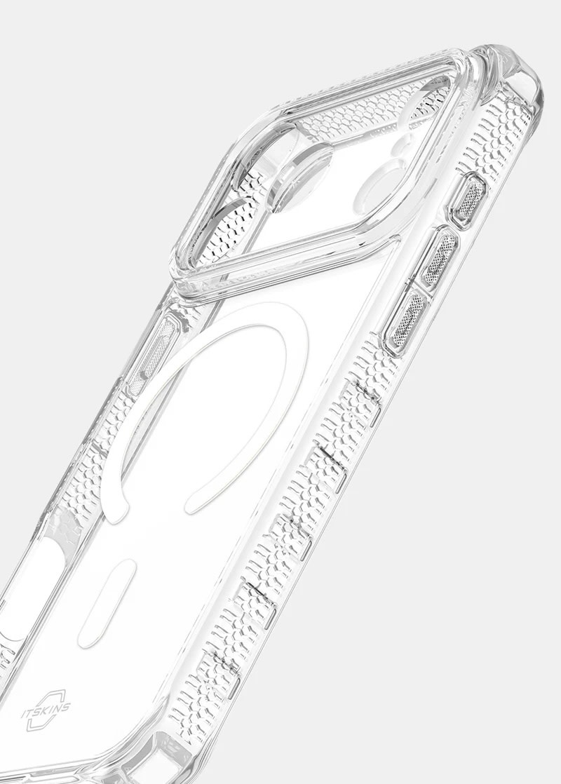 ItSkins Hybrid R Clear Case with MagSafe for iPhone 17 Pro Max  - Transparent