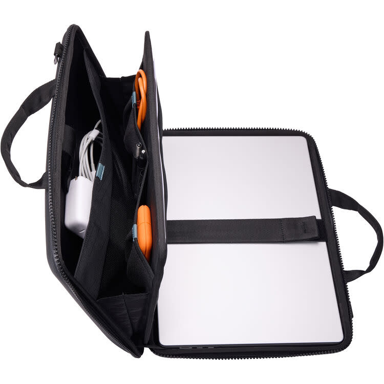 Thule Gauntlet Briefcase for Macbook 14” Black 3205414