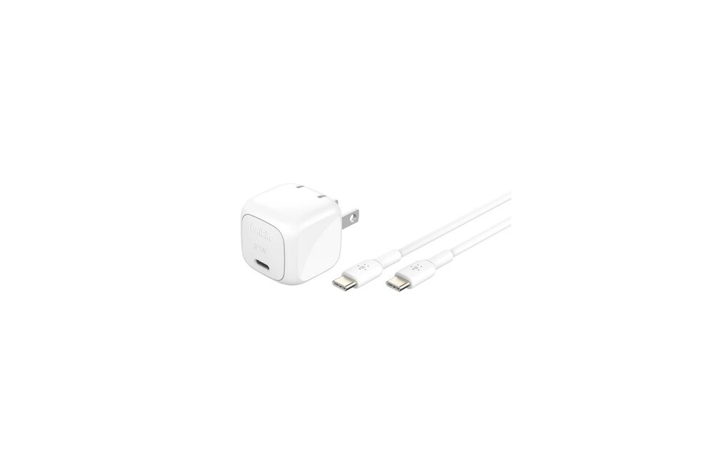 Belkin BOOST↑ CHARGE 30w USB-C PD 3.1 PPS Wall Charger w/ USB-C to USB-C Cable White