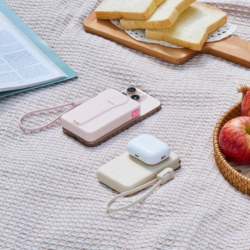 Adam Elements VIONTA C2 Pro 8-in-1 Magnetic Wireless Charging 10000mAh Power Bank Milk Tea Pink