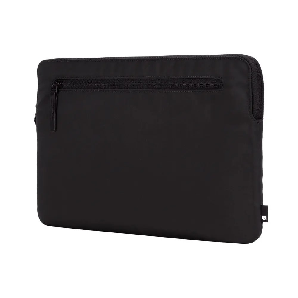 Incase Compact Sleeve for MacBook Pro 16” - Black