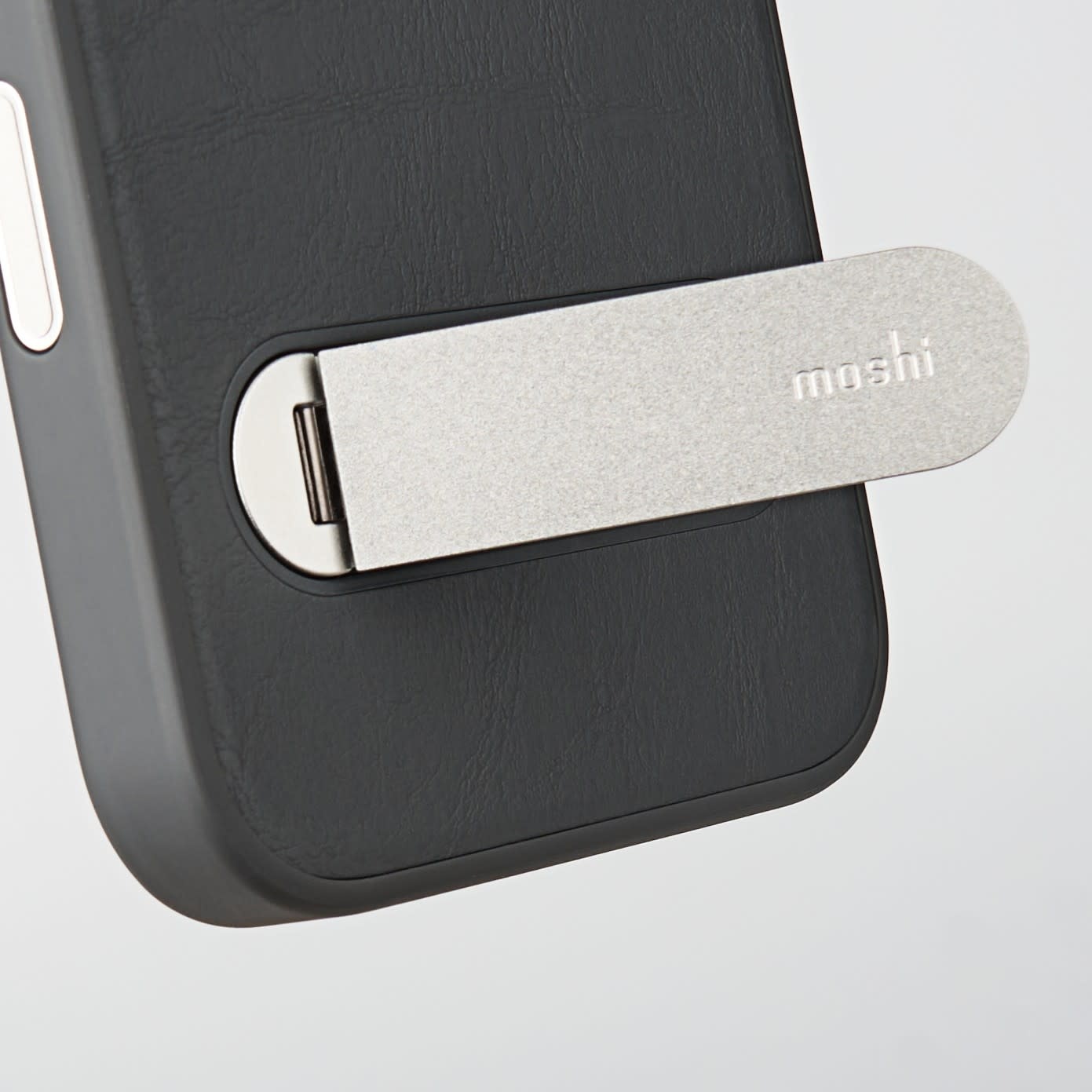 Moshi Kameleon Kickstand Magsafe Case for iPhone 18 Pro Midnight Gray