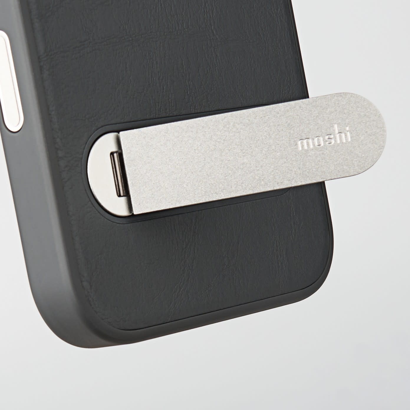 Moshi Kameleon Kickstand Magsafe Case for iPhone 18 Pro Max  - Midnight Gray