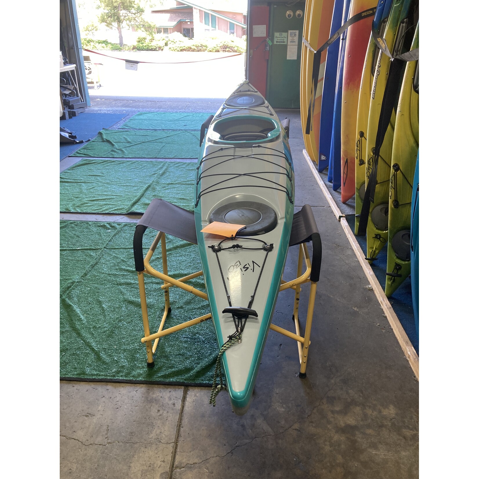 Current Design Vision 130 w/ Skeg Teal/Grey *USED*