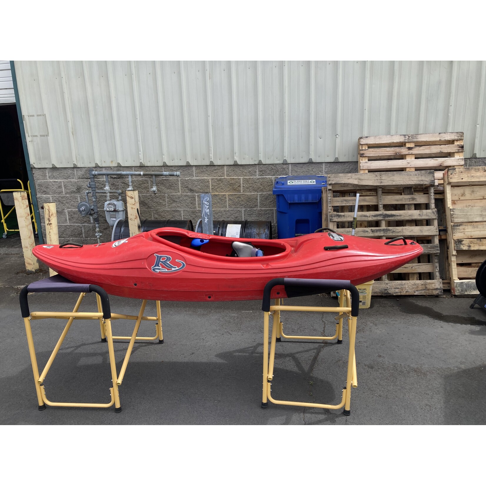 Riot Thunder 65 Red WW Kayak **USED**
