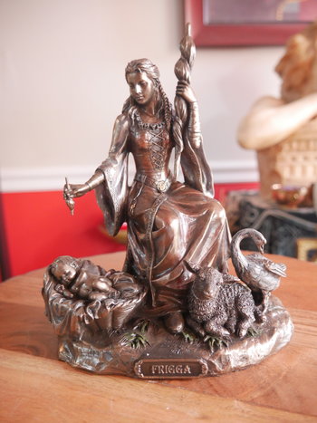 Norse Goddess Frigga 7"