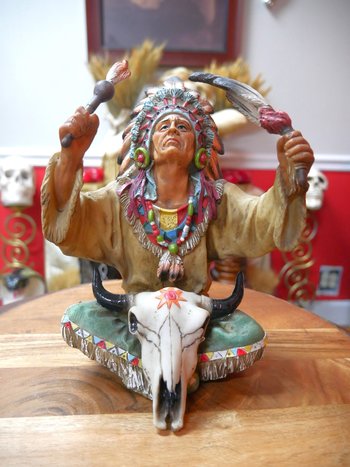 Native American Indian Chief Statue 9"