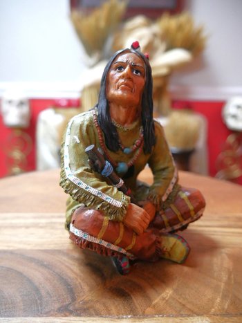 Indian Native American the Elder Statue Olive 5.5"