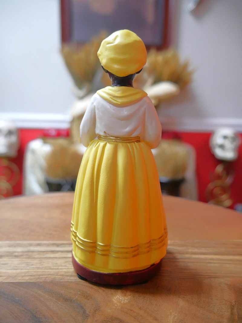Madama Yellow 5.5" Statue