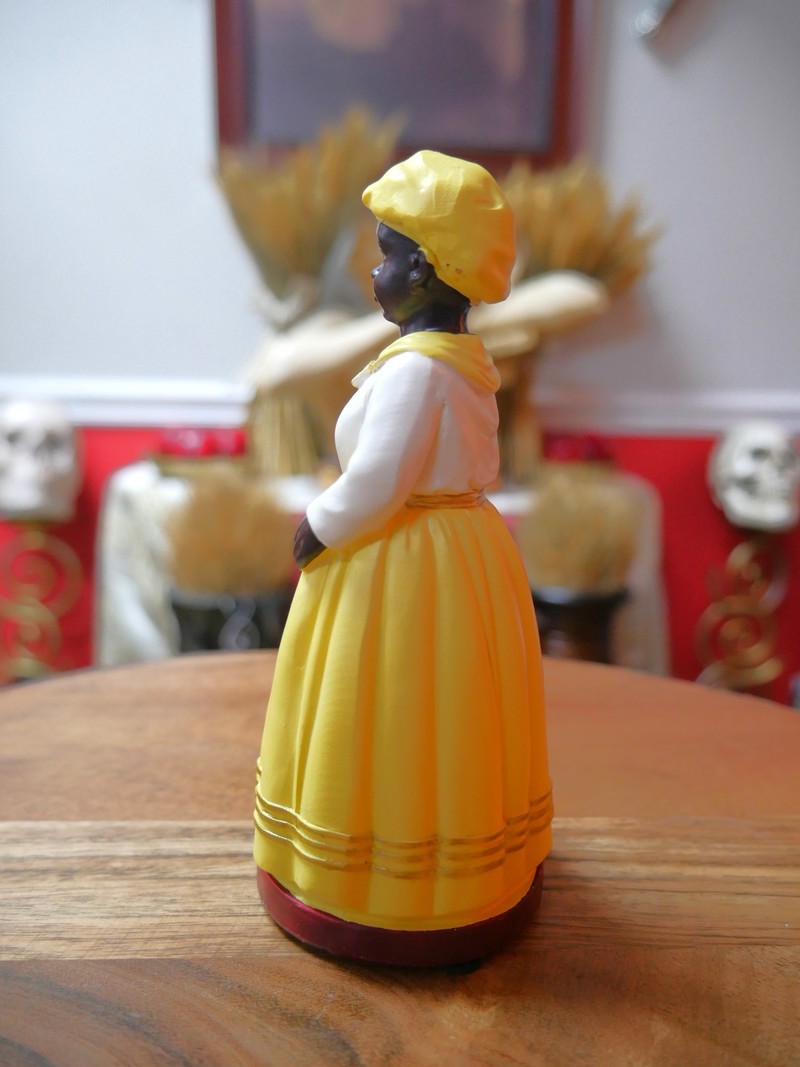 Madama Yellow 5.5" Statue