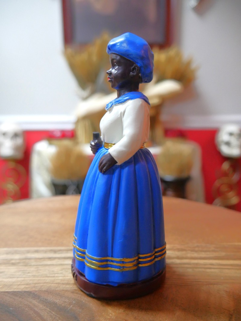 Madama Blue 5.5" Statue