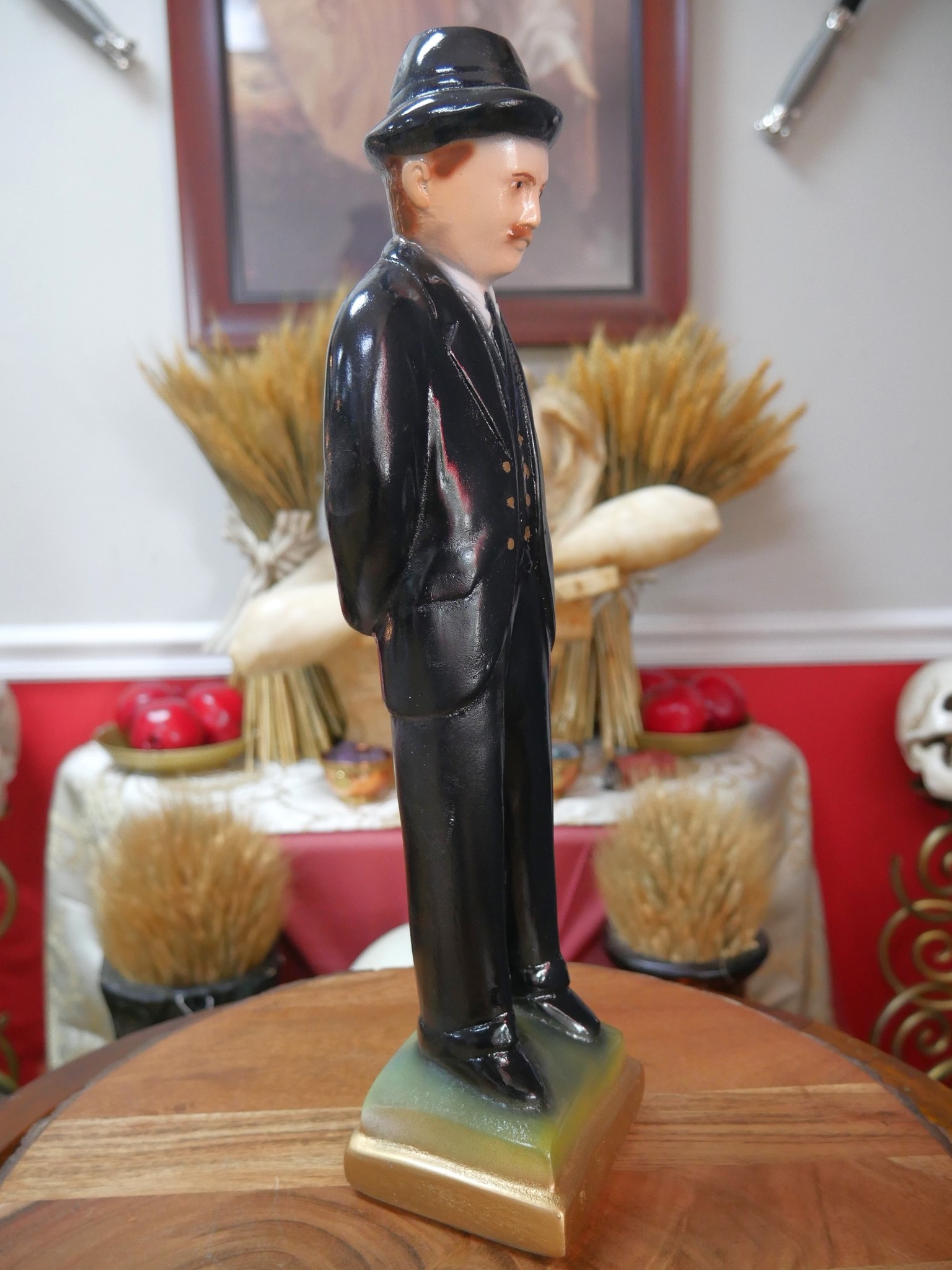 San Gregorio (Saint Gregory) Black 15.5"