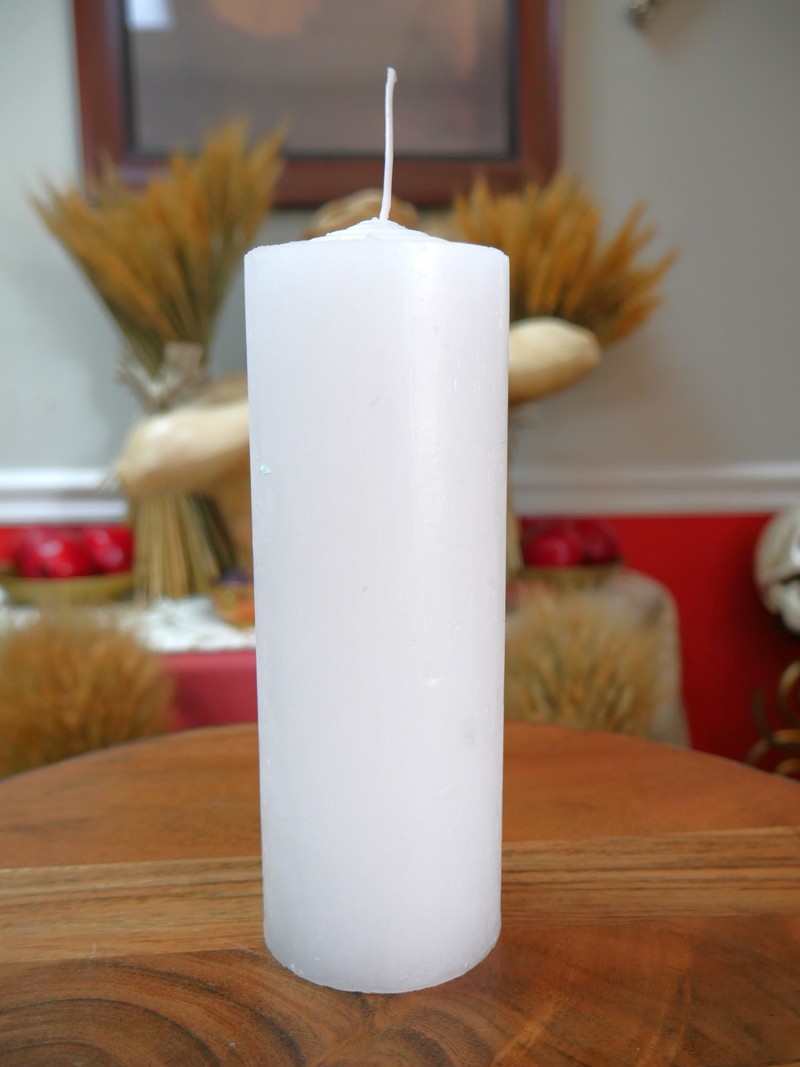 7" Pillar Pullout Candle White