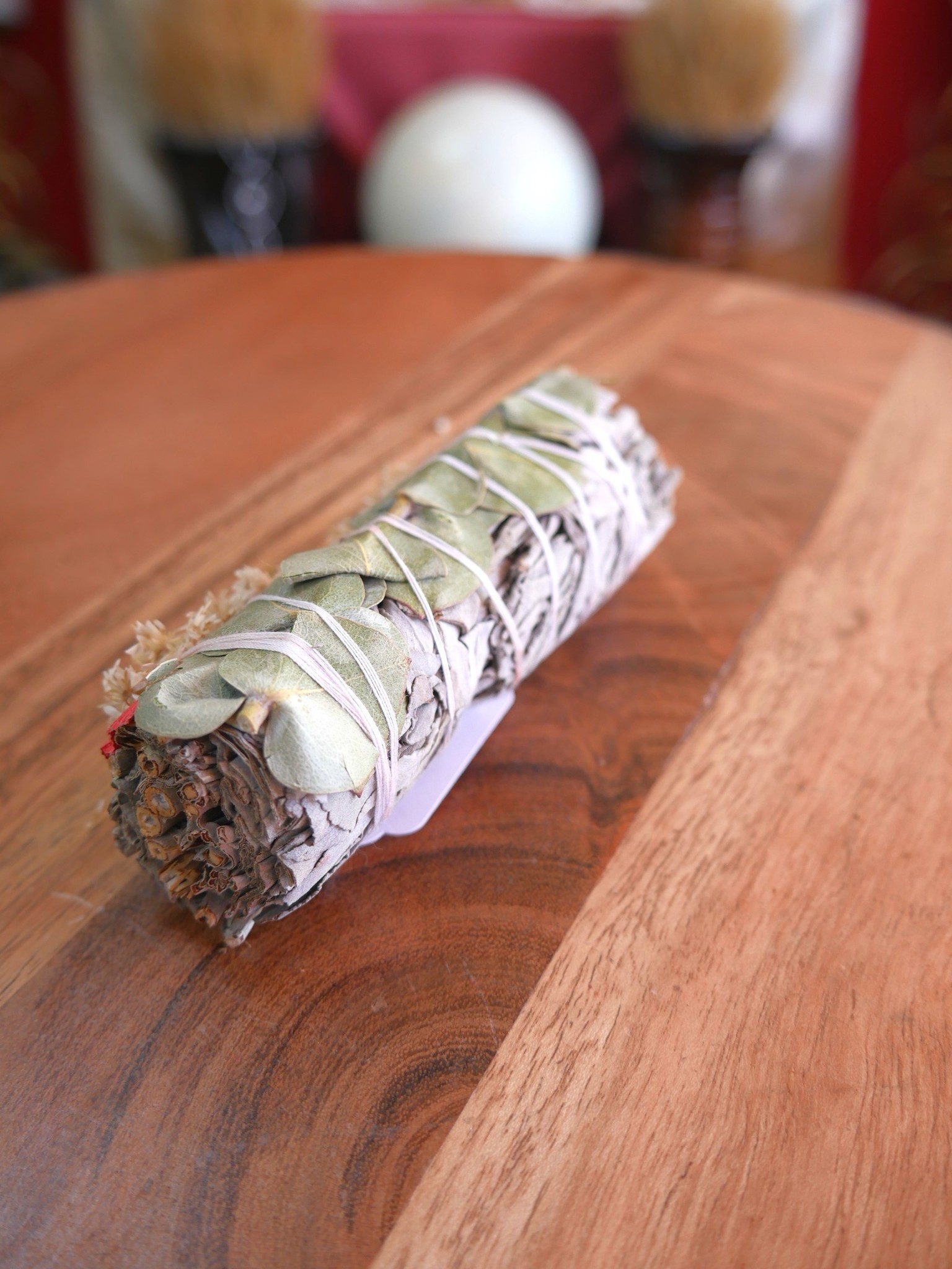 White Sage Mixed w/ Dollar Eucalyptus, Mullein & Red Leaf