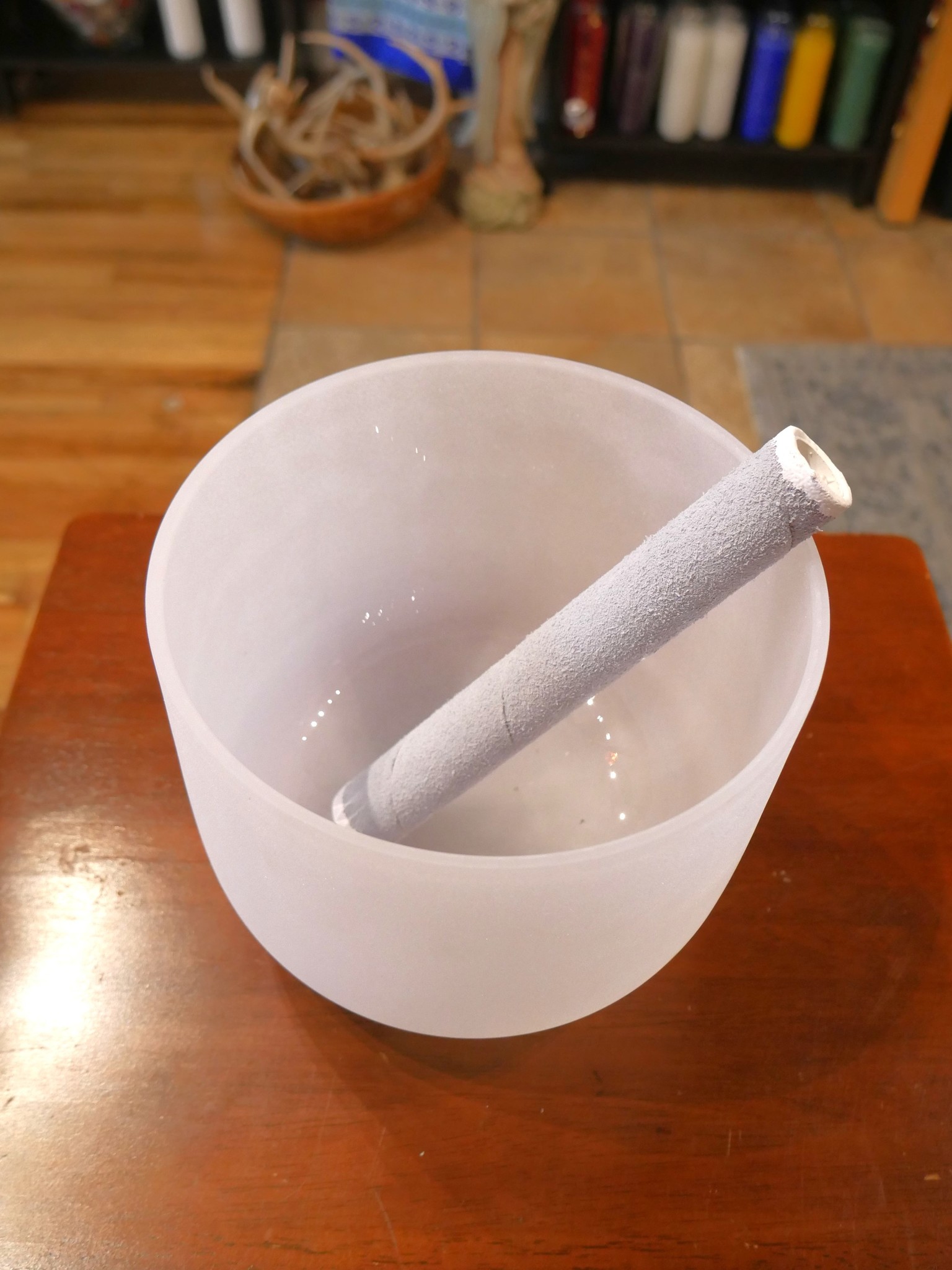 8" White Crystal Singing Bowl