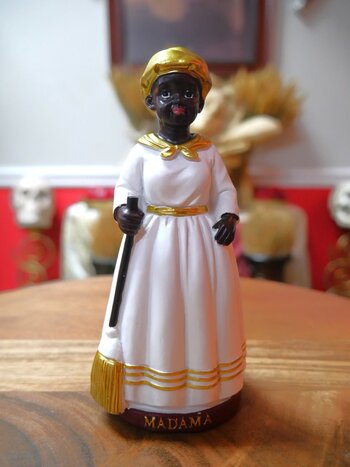 Madama White 5.5" Statue