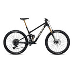 Pivot Cycles Switchblade Pro X0 AXS with Carbon Wheels V6 Stealth Mohave 29"