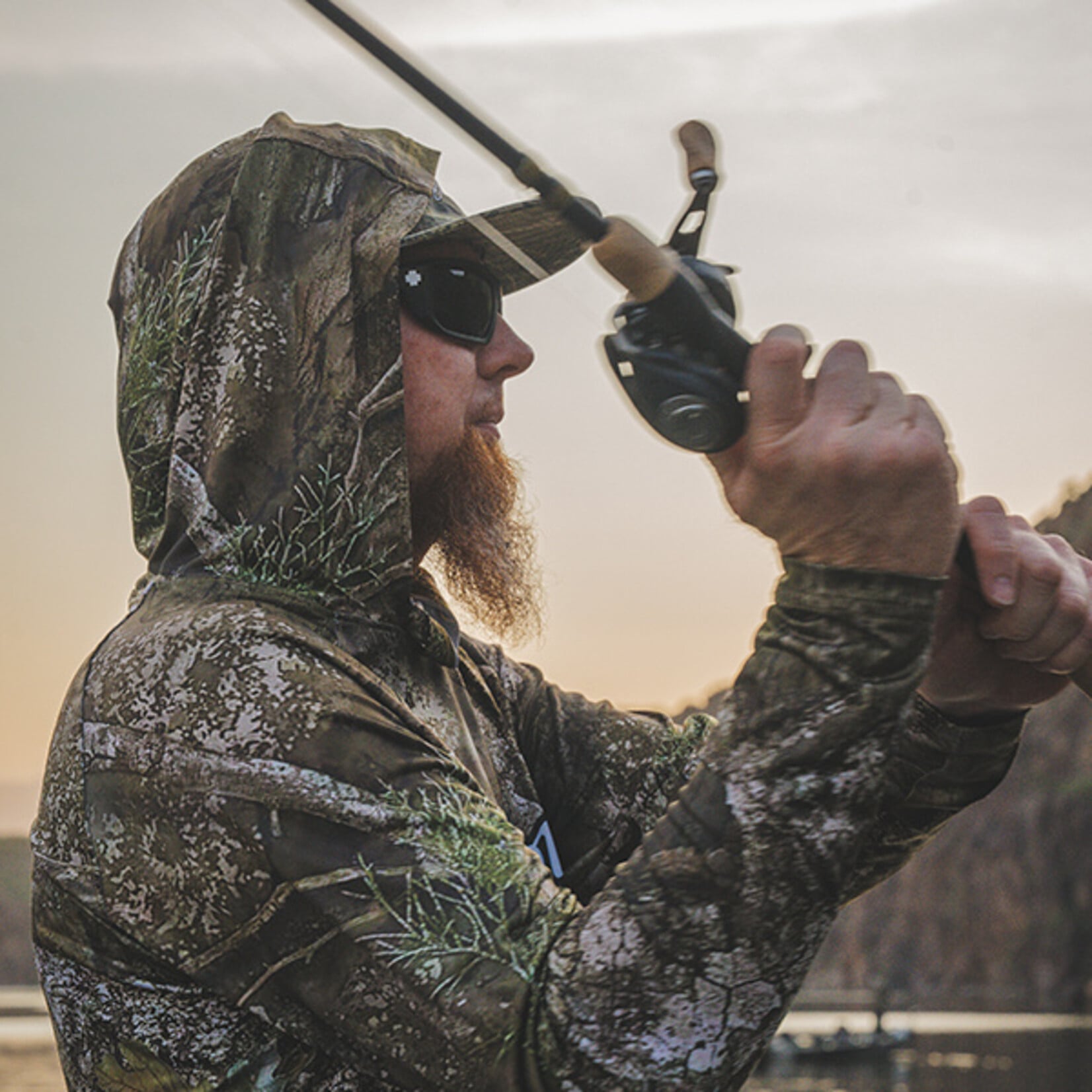 Action Rideshop Fisherman L/S w/ Hood