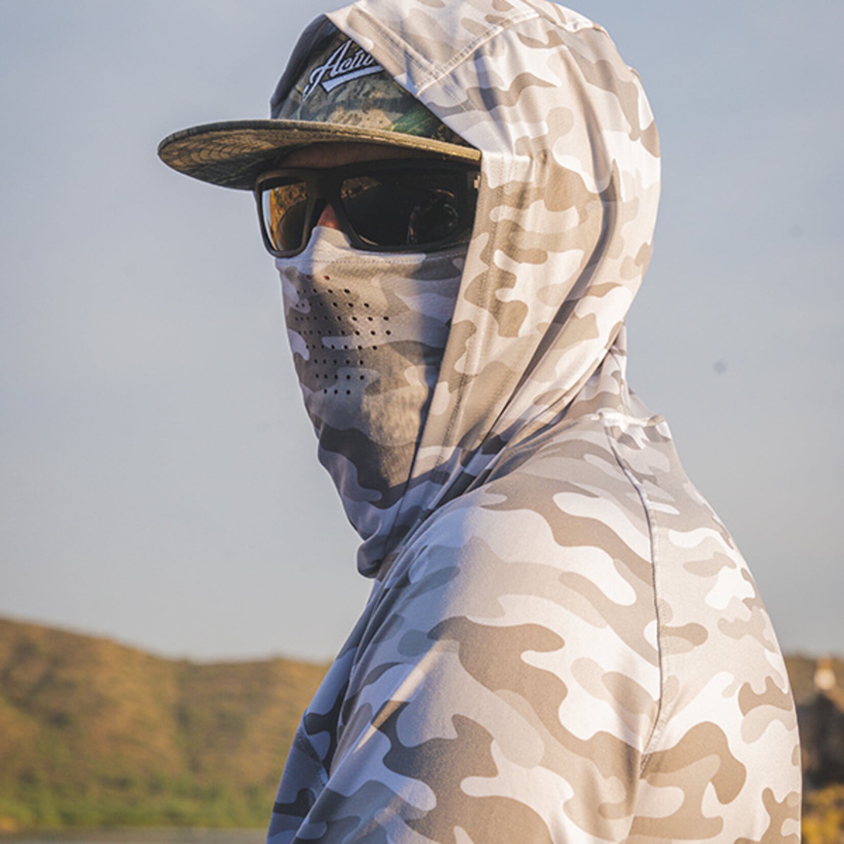Action Rideshop Fisherman L/S w/ Hood