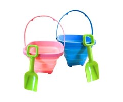 Fun Mania Expandable Bucket with Shovel