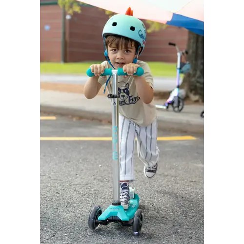 Micro Scooters Micro Maxi Glow Plus LED Scooter - Jelly Green