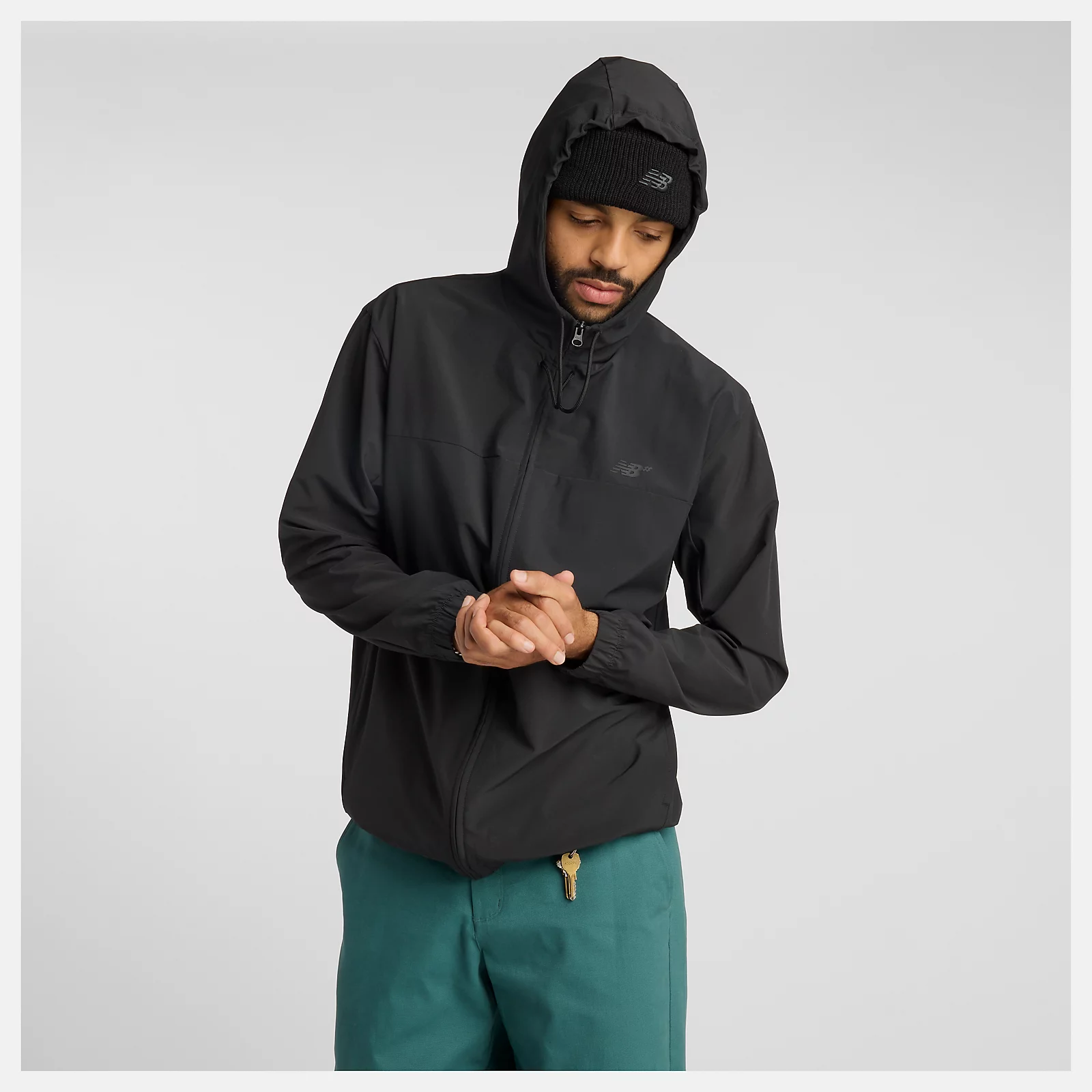 NEW BALANCE NUMERIC WOVEN FULL-ZIP JACKET - BLACK