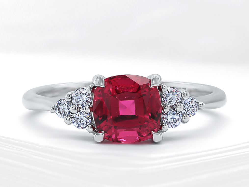 Bag 18KB Rubelite.89ct Dia .13ct gr: 6.5
