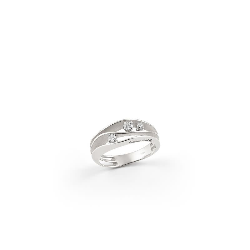 Bag 18KB Dune dia 3=0.19ct gr 8