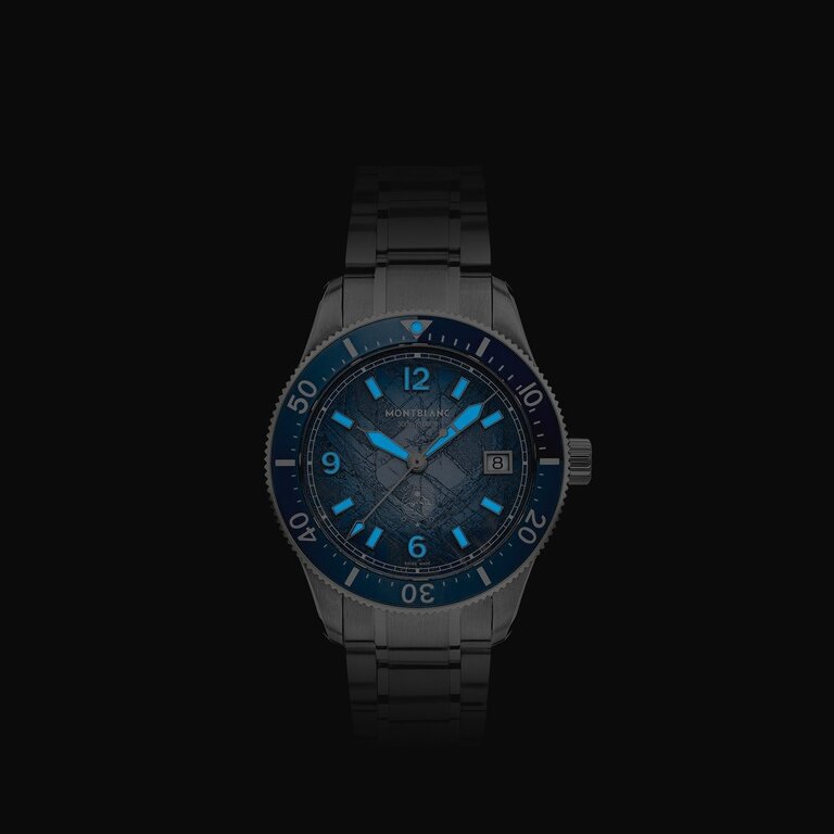 MONTBLANC Montre MB  Iced Sea Auto Date 0 Oxygen
