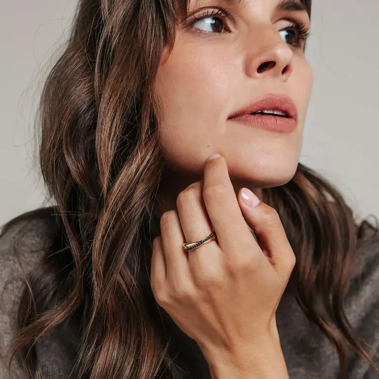 Ti Sento Milano Bague entrelacée 2 tons zirconas noirs