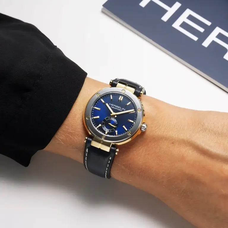 Herbelin Montre Newport Cuir bleu