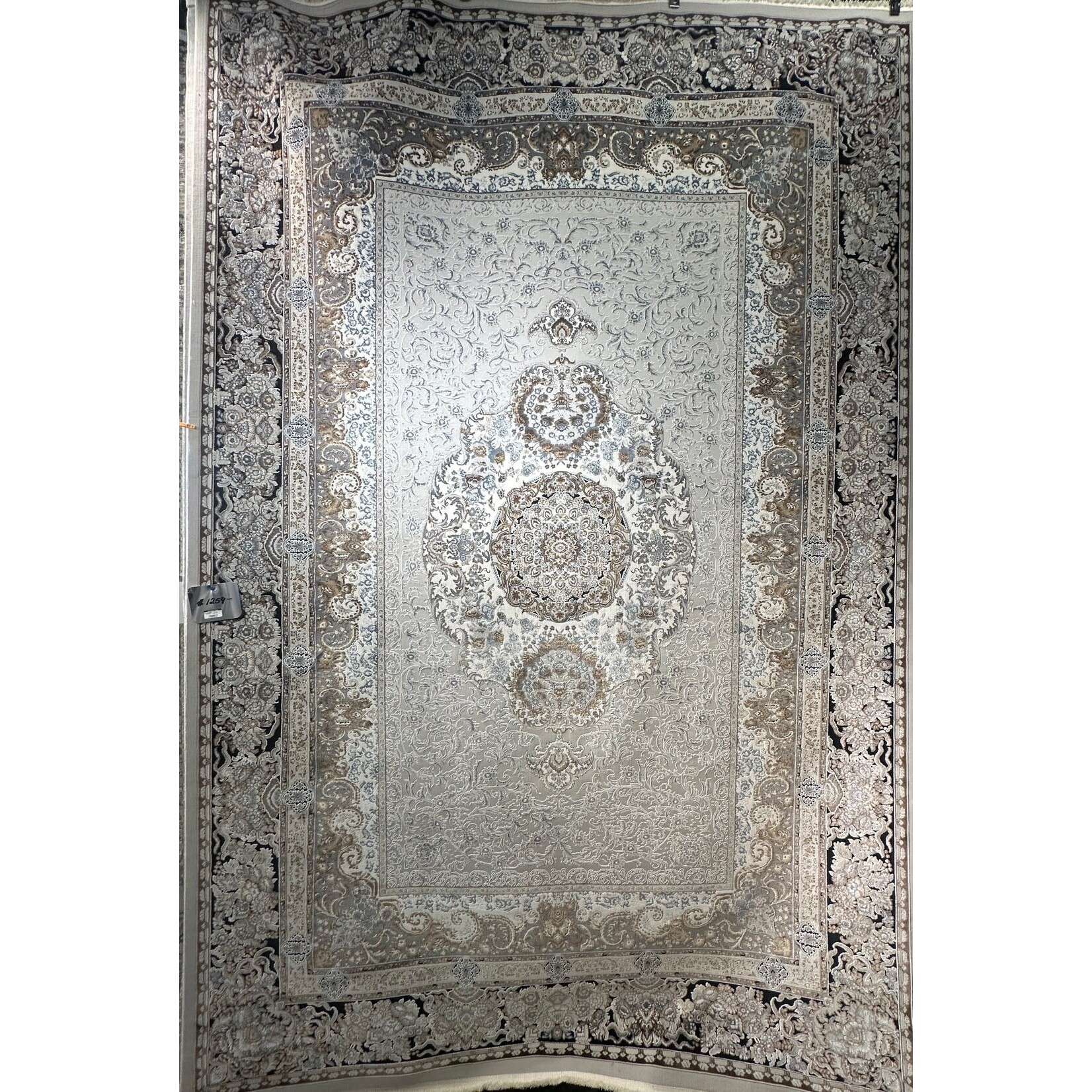 Isfehan Lux Taj Collection Classic Area Rug - Beige, Cream & Grey 1252A