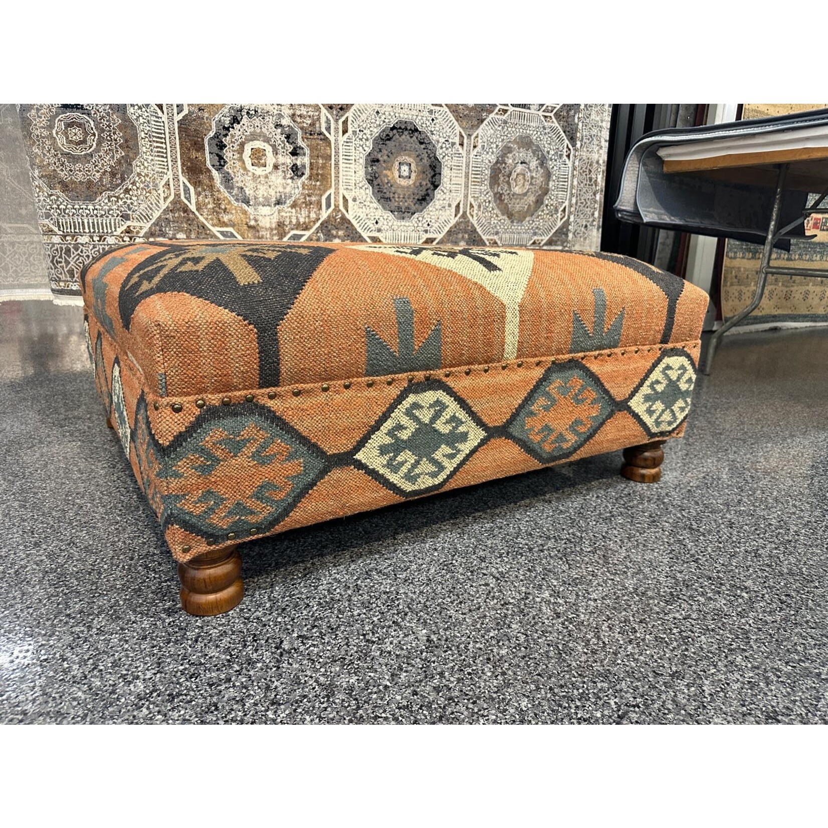 ZEN ZEN-83 Wooden Ottoman Upholstered Wool & Jute L-W-H: 100-100-45 cm