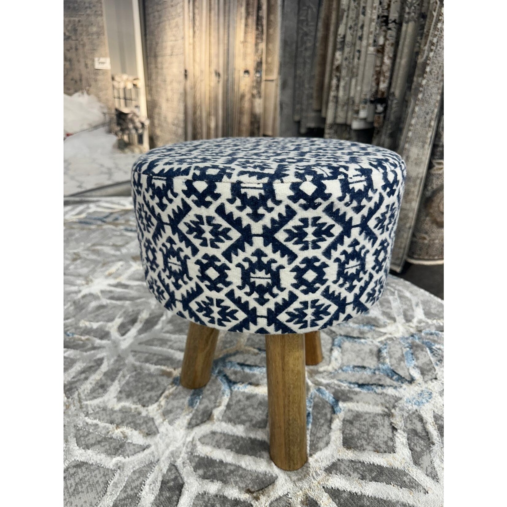 ZEN ZEN-962 Wooden Round Stool Upholstered Cotton Print L-W-H: 35-35-40 cm