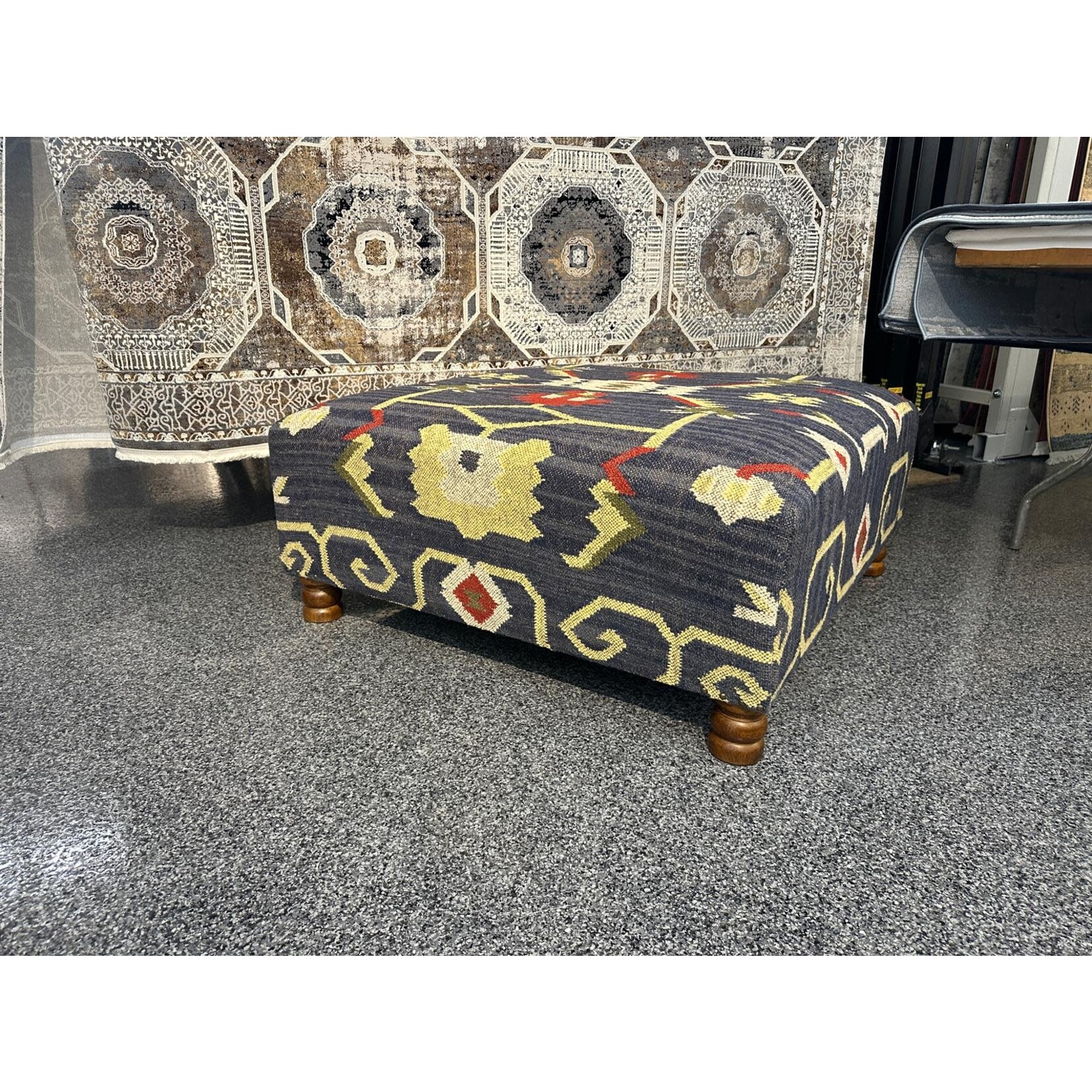 ZEN ZEN-2530 Wooden Ottoman Upholstered Wool & Jute L-W-H: 100-100-45 cm