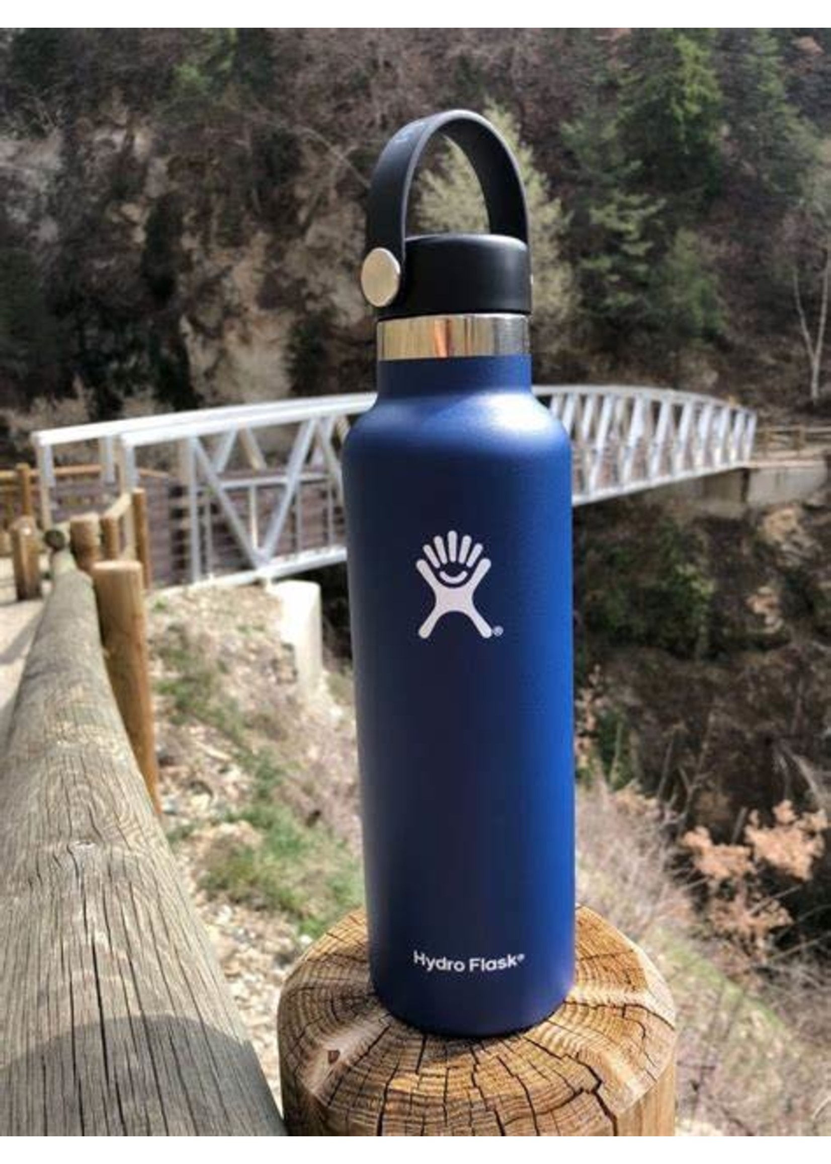 Hydro Flask 21 oz Standard Mouth Water Bottle - North Central College  Campus Store