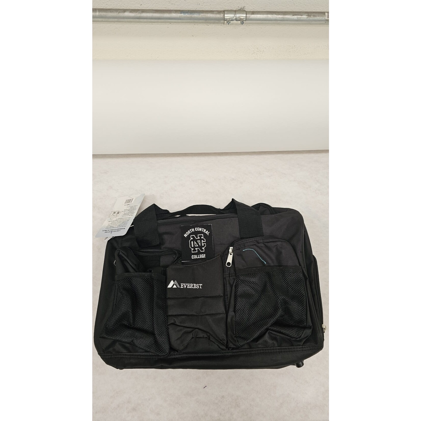 Everest Sports Duffle w/ shoe pocket