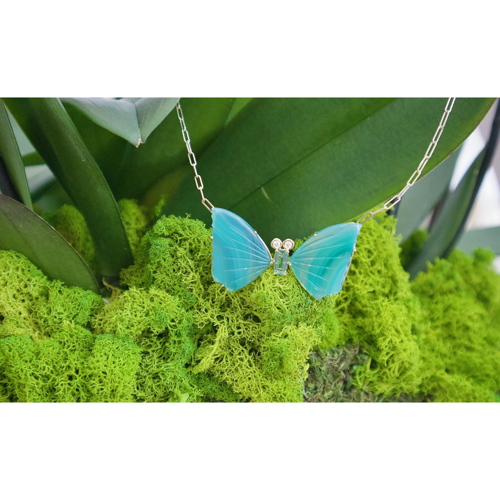 Jill Alberts Natural Laguna Agate Butterfly on Link Chain