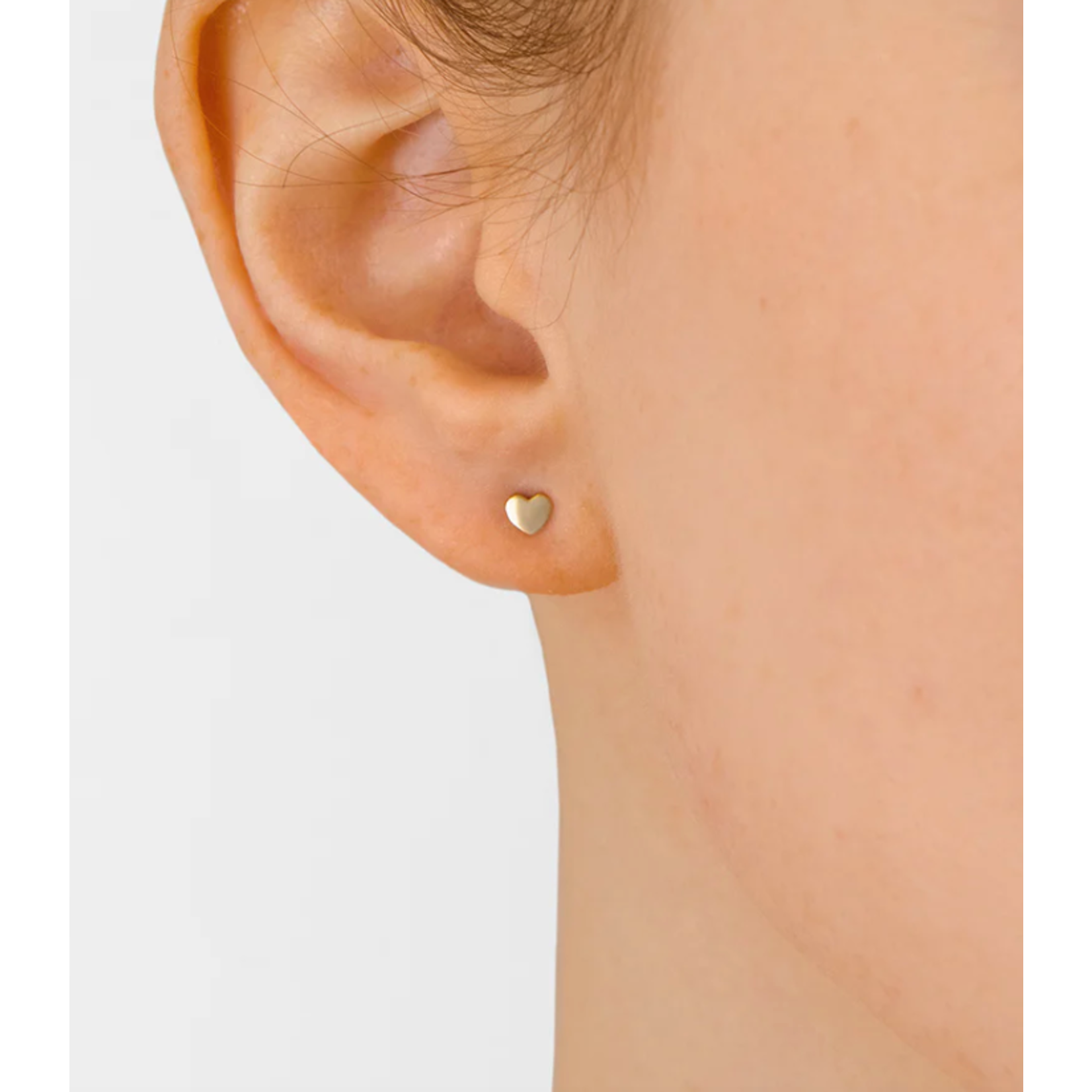 Anzie Icon Heart Studs