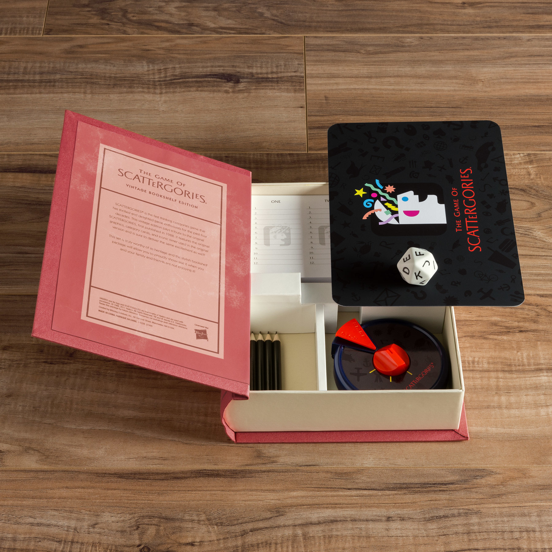 WS Game Company Scattergories Vintage Bookshelf Edition 