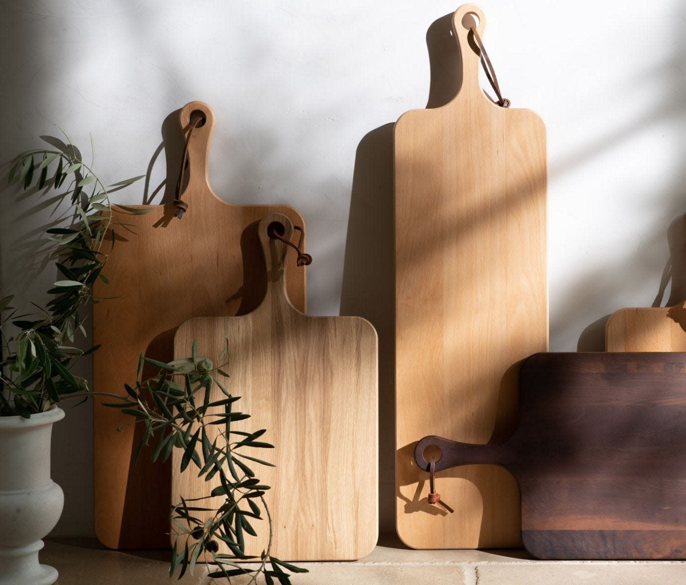 Blue Pheasant EDMUND, 35x10 Natural Oak Wood Serving Board