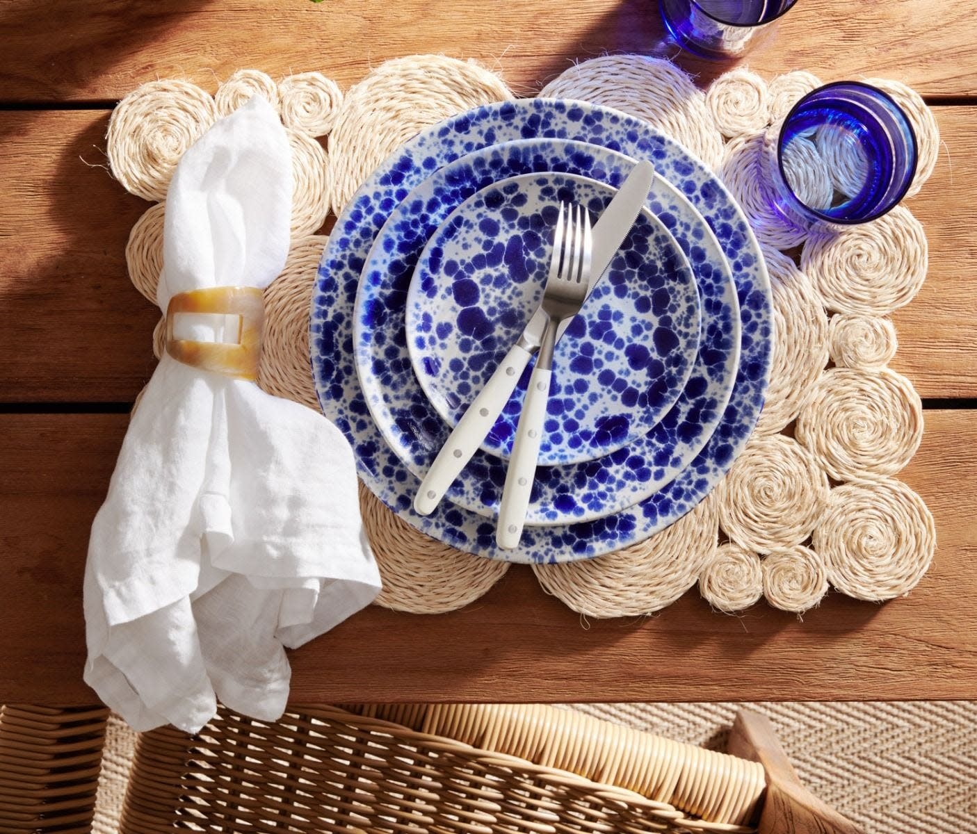 Blue Pheasant Francine Bleached Abaca Placemat