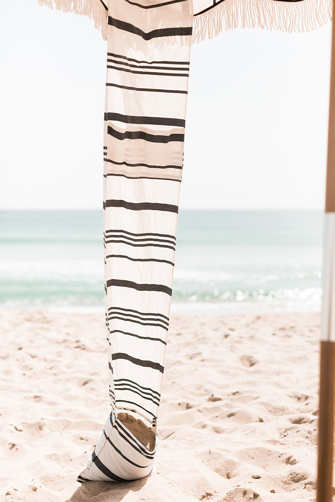 Business Pleasure Premium Vintage Stripe Beach Cabana - Vintage Black Stripe