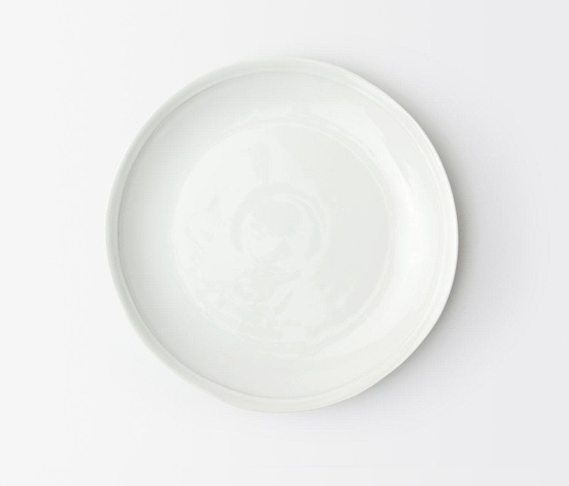 Blue Pheasant Ariana White Dinnerware - Set of 4