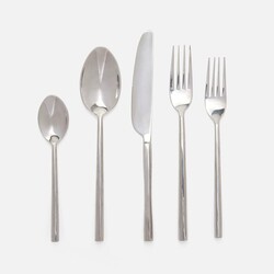 Blue Pheasant Gwen Polished Silver Flatware 5-Piece Set
