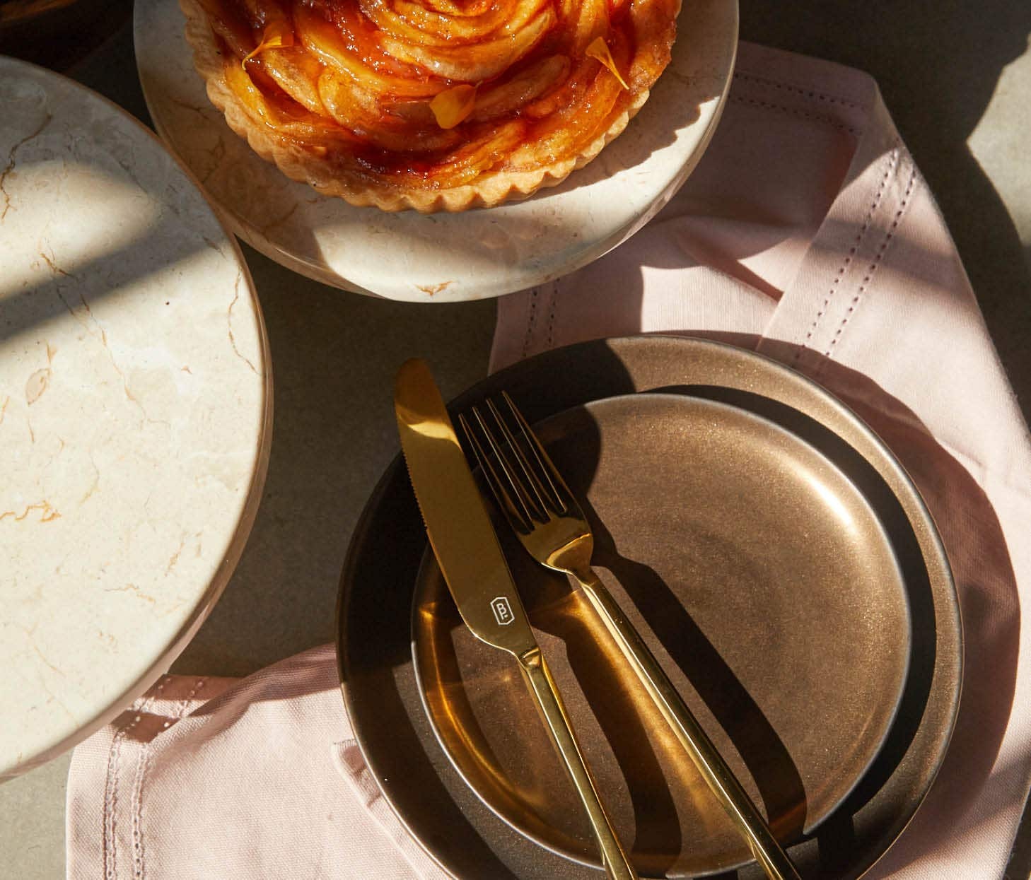 Blue Pheasant Jacqueline Dinnerware - Set of 4