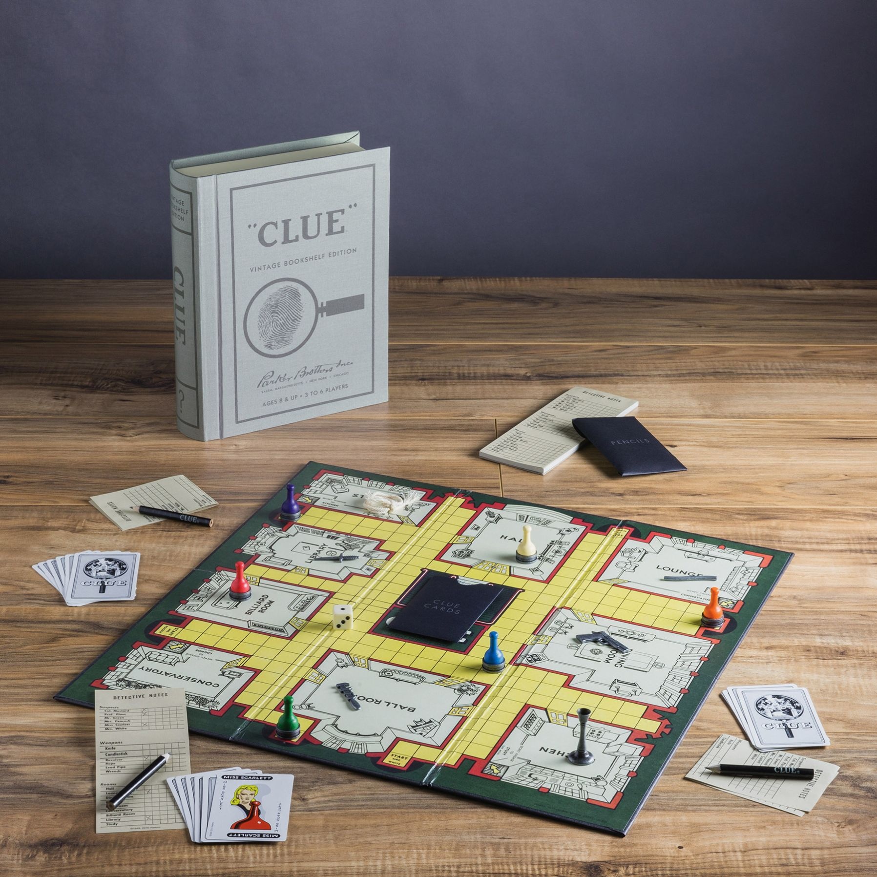 WS Game Company Clue Vintage Bookshelf Edition 