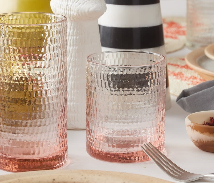 Blue Pheasant Duncan Pink Tumbler Glass