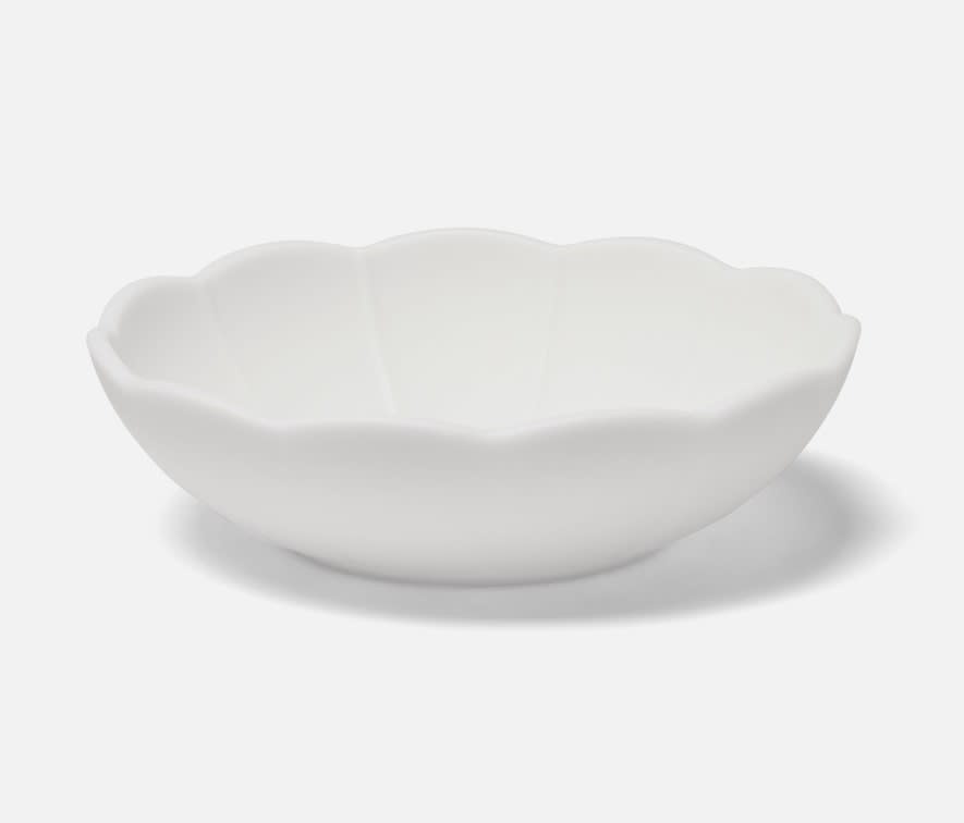 Blue Pheasant Iris Melamine White Scallop Serving Bowl